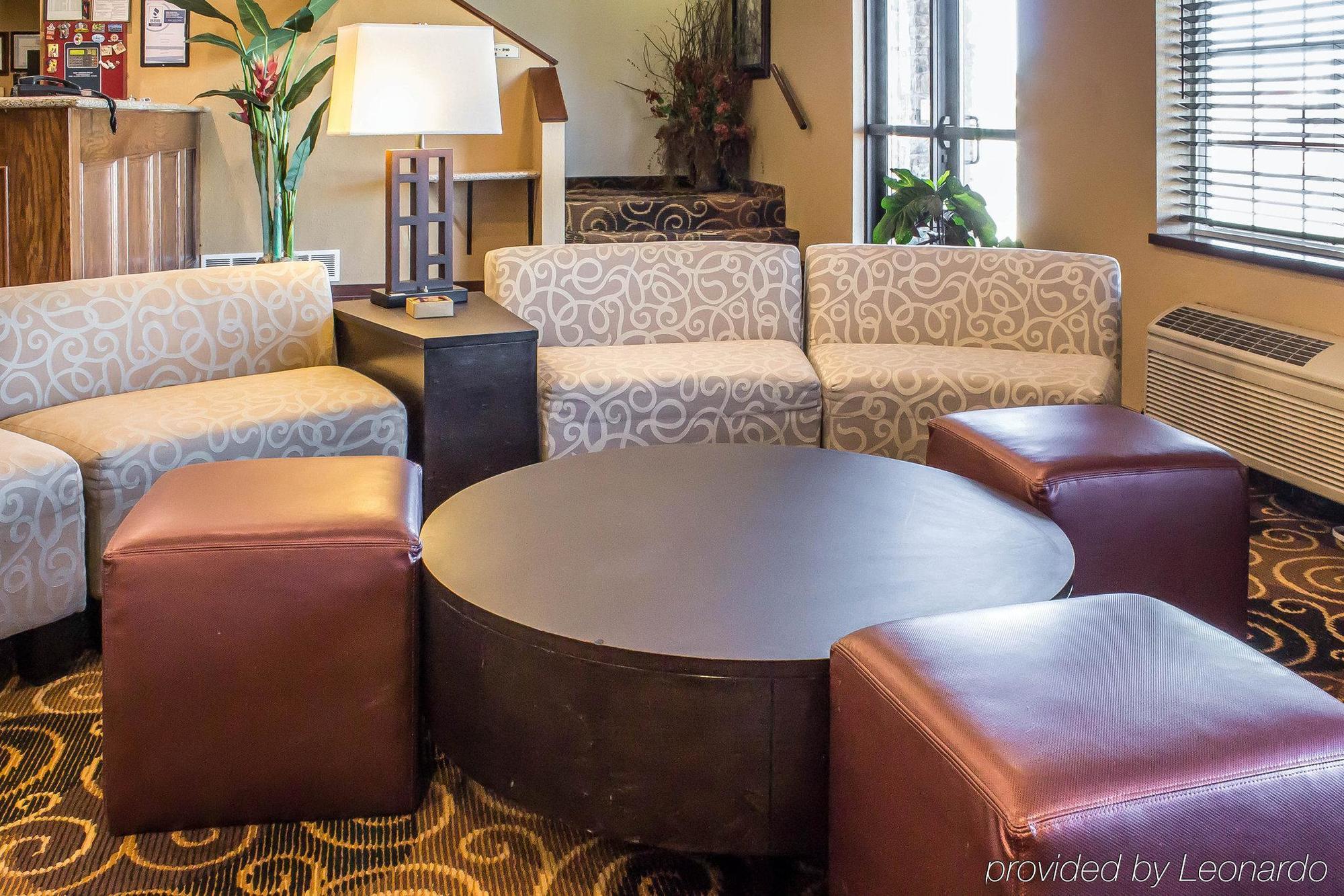 Rodeway Inn & Suites Near Okoboji Lake Milford Екстер'єр фото